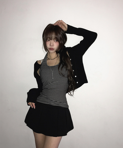 【カップ付き】ストライプスリムホルターキャミソール BLACK