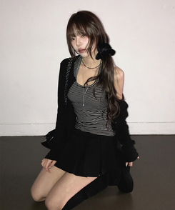 【カップ付き】ストライプスリムホルターキャミソール BLACK