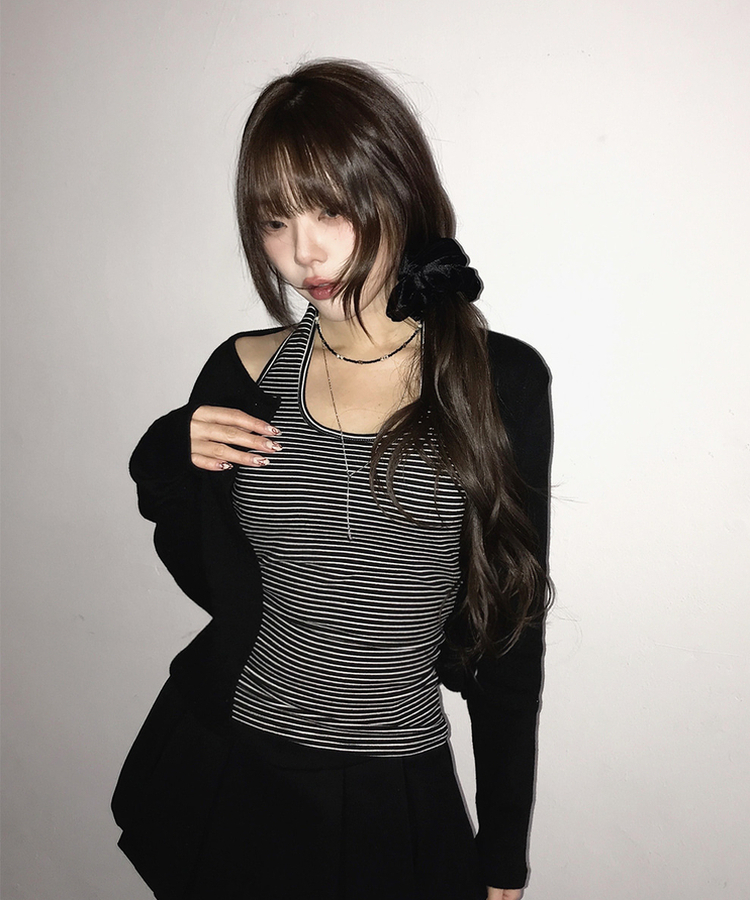 【カップ付き】ストライプスリムホルターキャミソール BLACK