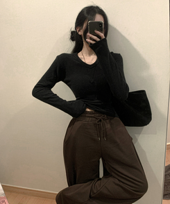 アルパカウールVネック長袖Tシャツ(6color) BLACK