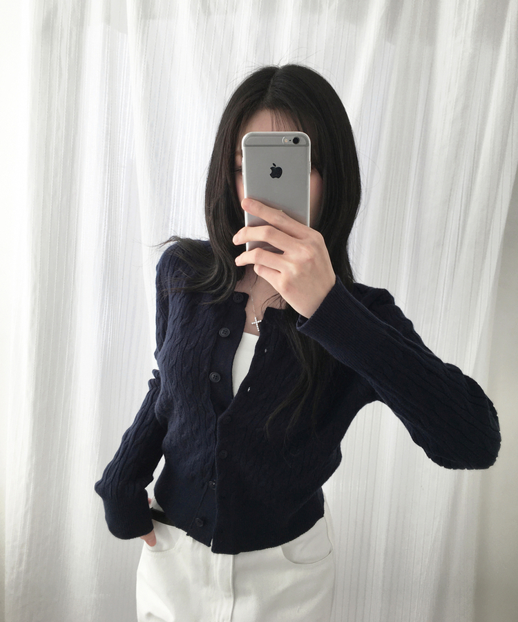 메빈 꽈배기 라운드 니트 긴팔 가디건 네이비