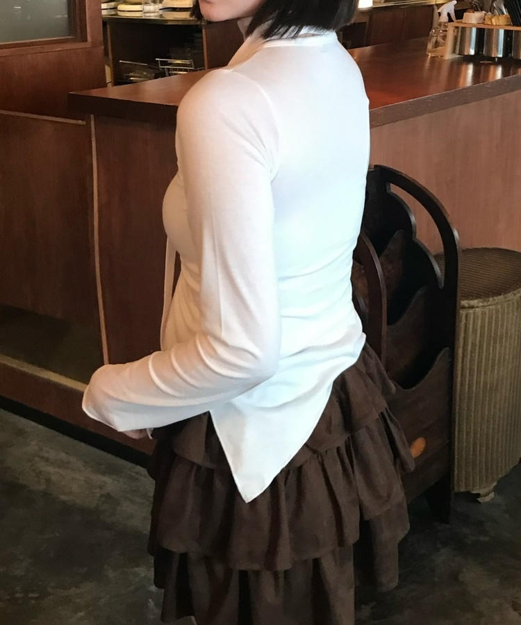 【타이 포함】셔링 리본 탑 화이트