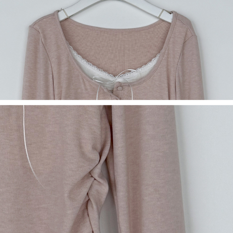 レイヤードリボンレースボタン長袖Tシャツ