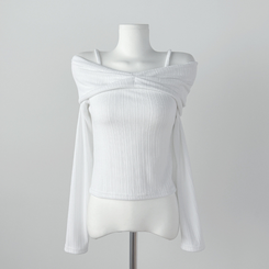 オフショルダーストラップTシャツ