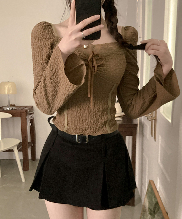 아테 레이스 리본 나팔 소매 블라우스 브라운