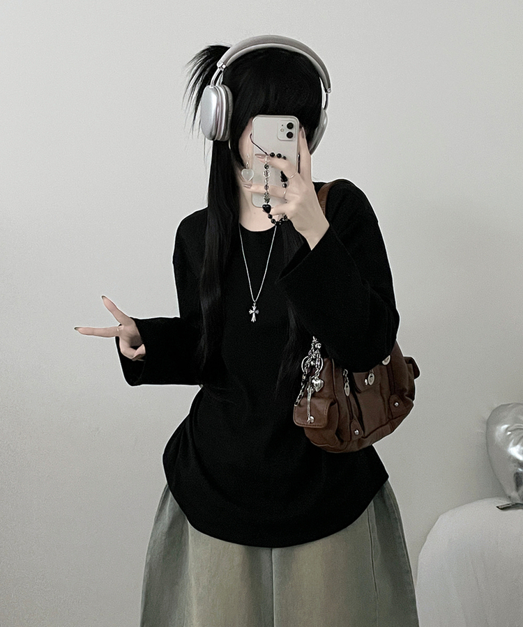 넉넉오버핏무지라운드긴팔티셔츠 블랙