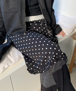 ドットフリルミディスカート BLACK