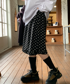 ドットフリルミディスカート BLACK