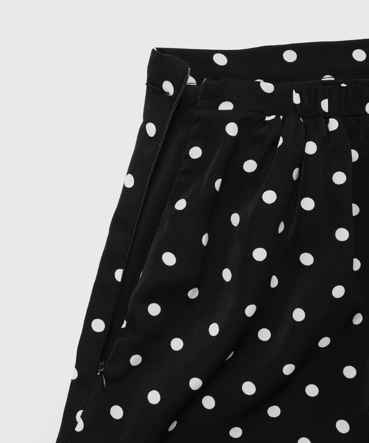 ドットフリルミディスカート