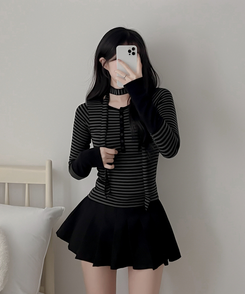 【タイ付き】ボーダーバイカラー長袖Tシャツ CHARCOAL