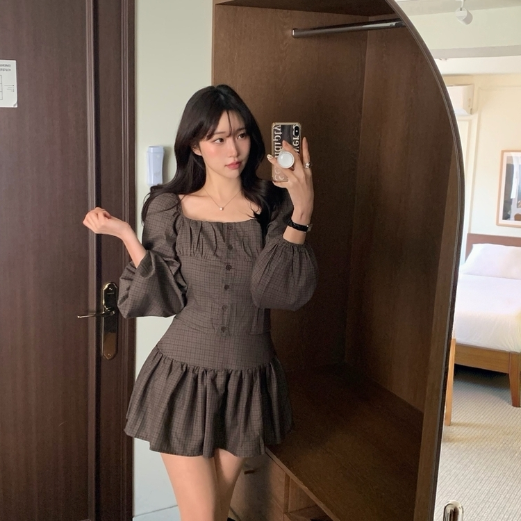 【SET】チェックパフシアリングブラウス ミニスカート BROWN