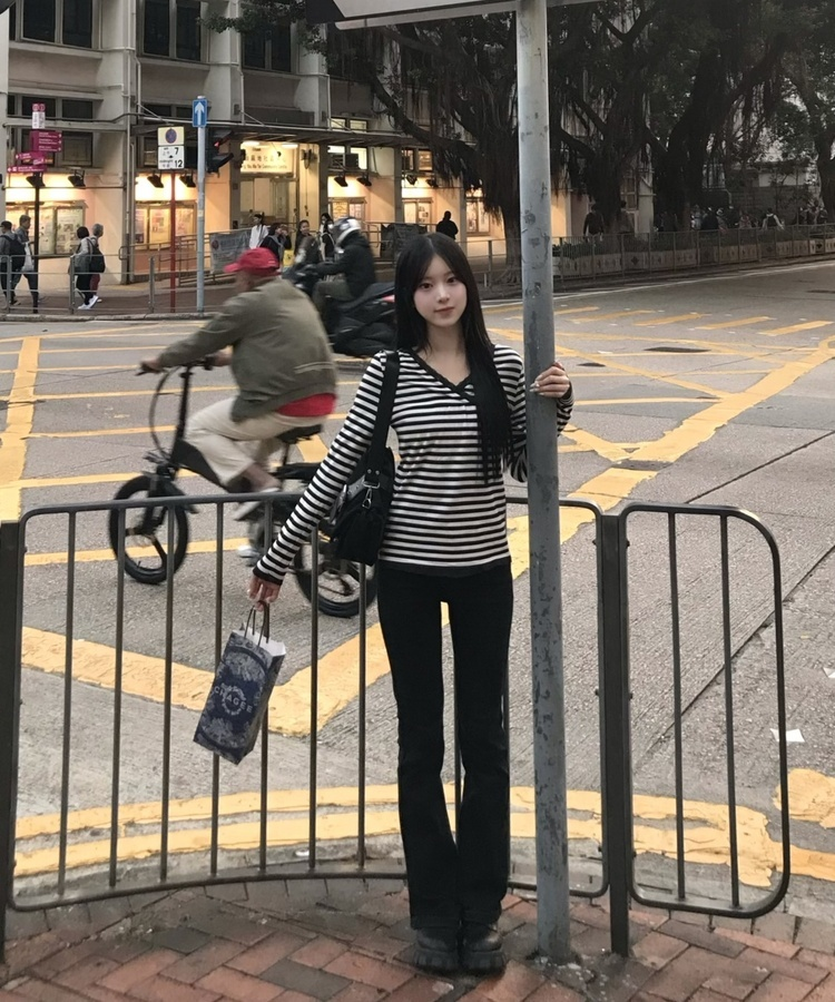 롱 플레어 팬츠 흑청