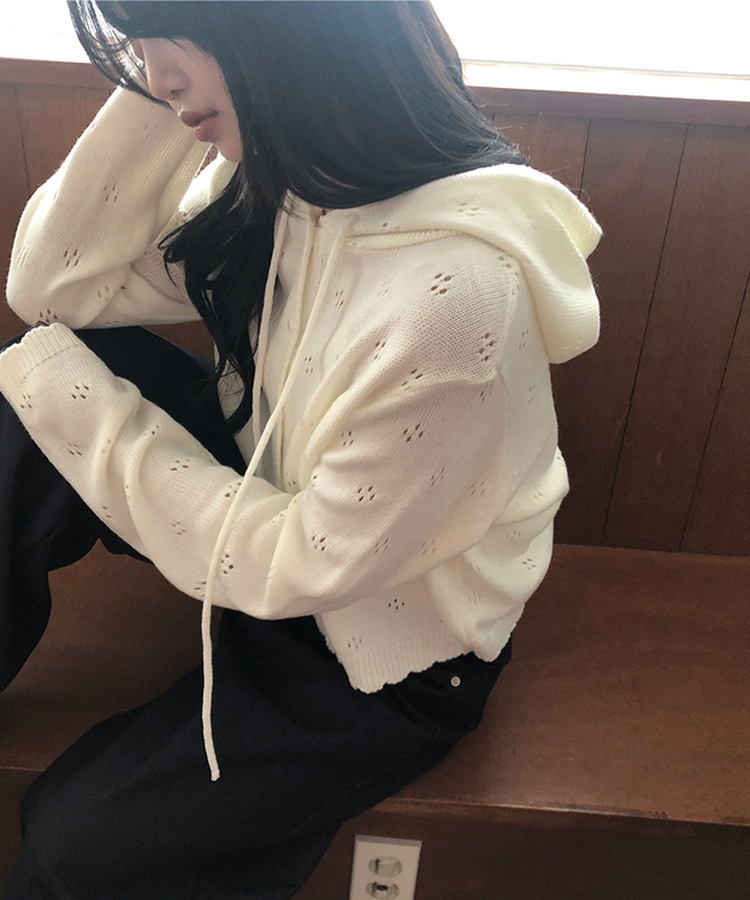 フラワーパンチングフードニットカーディガン IVORY