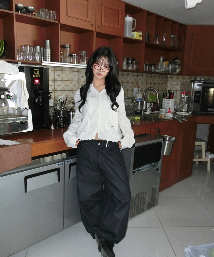 フラワーパンチングフードニットカーディガン IVORY