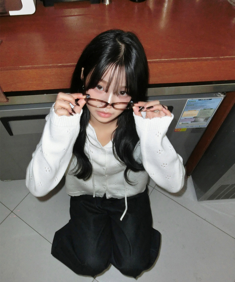 フラワーパンチングフードニットカーディガン IVORY