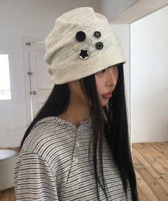 ボタンビーニー IVORY