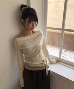 ホルターネックレイヤード長袖Tシャツ BEIGE