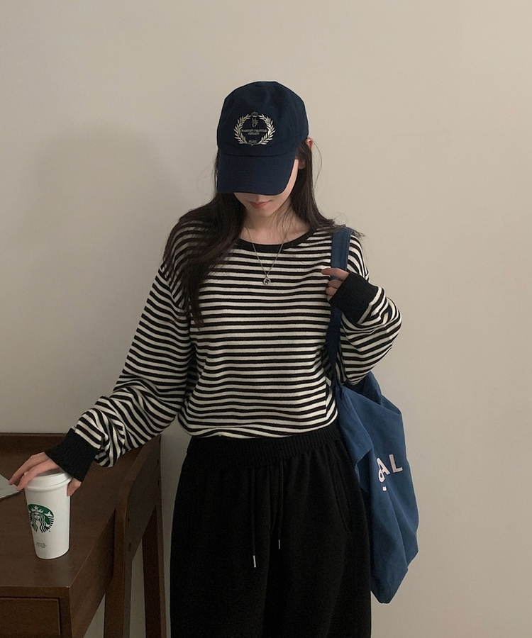 데이빈 스트라이프 라운드 긴팔니트 7color 아이보리/블랙