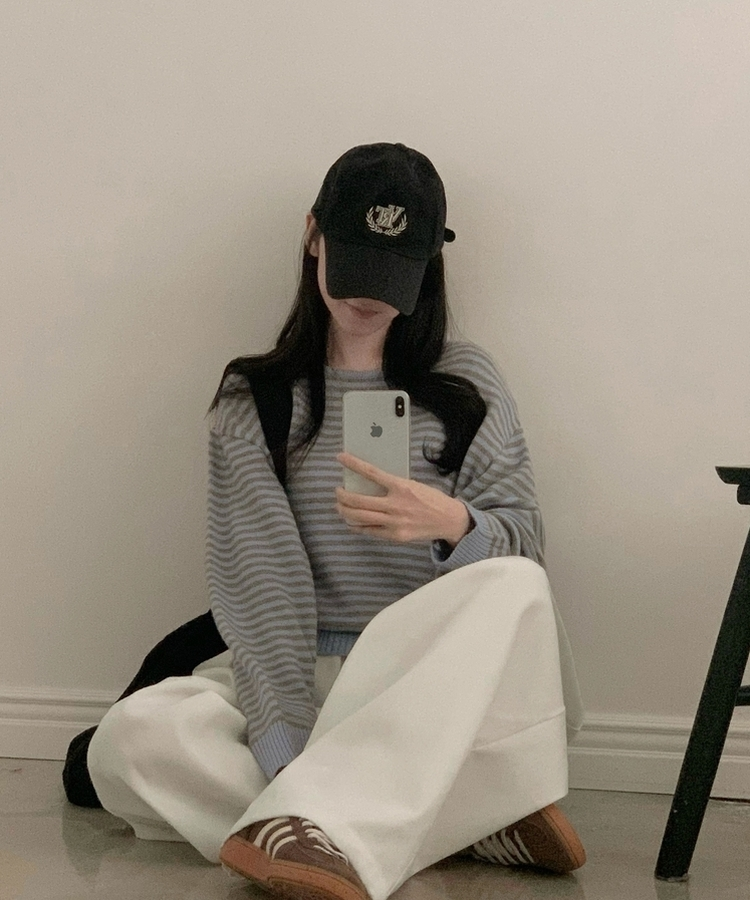 데이빈 스트라이프 라운드 긴팔니트 7color 소라