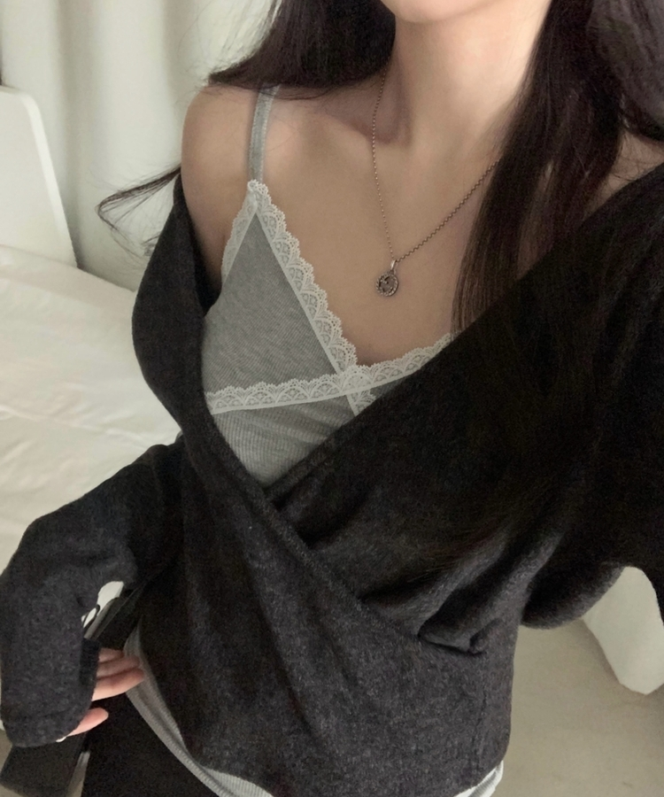 포리나 여리 오프숄더 슬림 랩니트 티셔츠 3color 차콜