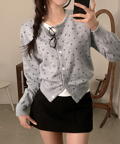 유즈 잔꽃 라운드 가디건 그레이