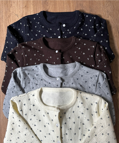 유즈 잔꽃 라운드 가디건