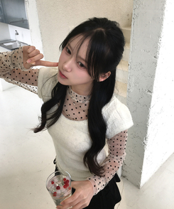 ブークレUネック半袖ニット IVORY