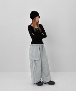 レイヤードヘンリーネック長袖Tシャツ BLACK