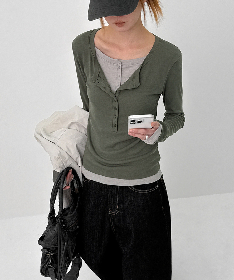レイヤードヘンリーネック長袖Tシャツ KHAKI