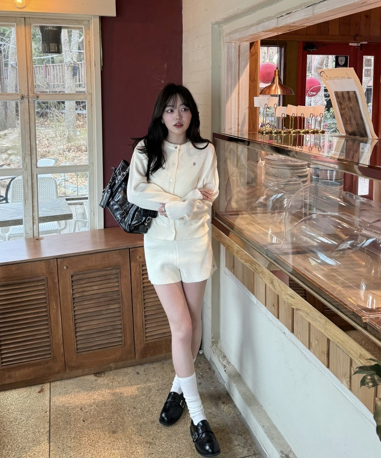 【✔기획】라운트 니트 가디건 숏팬츠 세트 아이보리