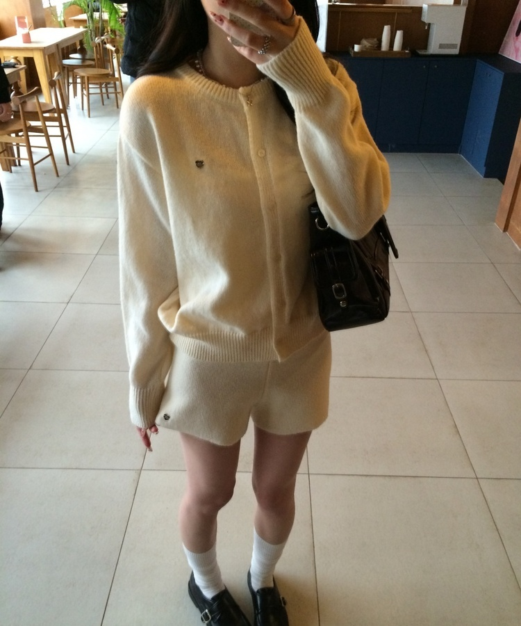 【✔기획】라운트 니트 가디건 숏팬츠 세트 아이보리