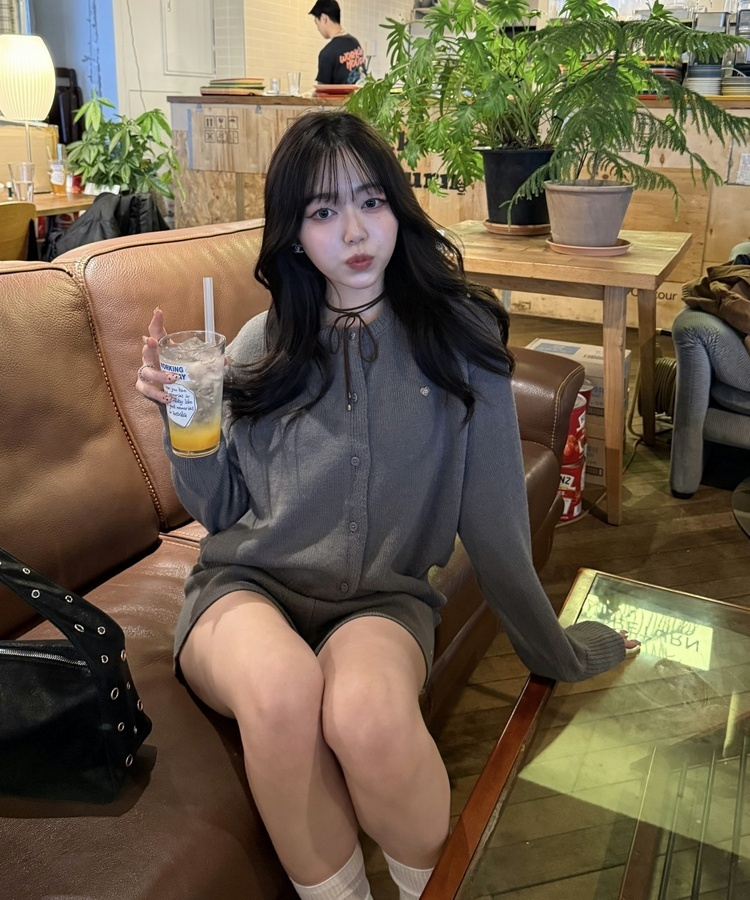 【✔기획】라운트 니트 가디건 숏팬츠 세트 먹색
