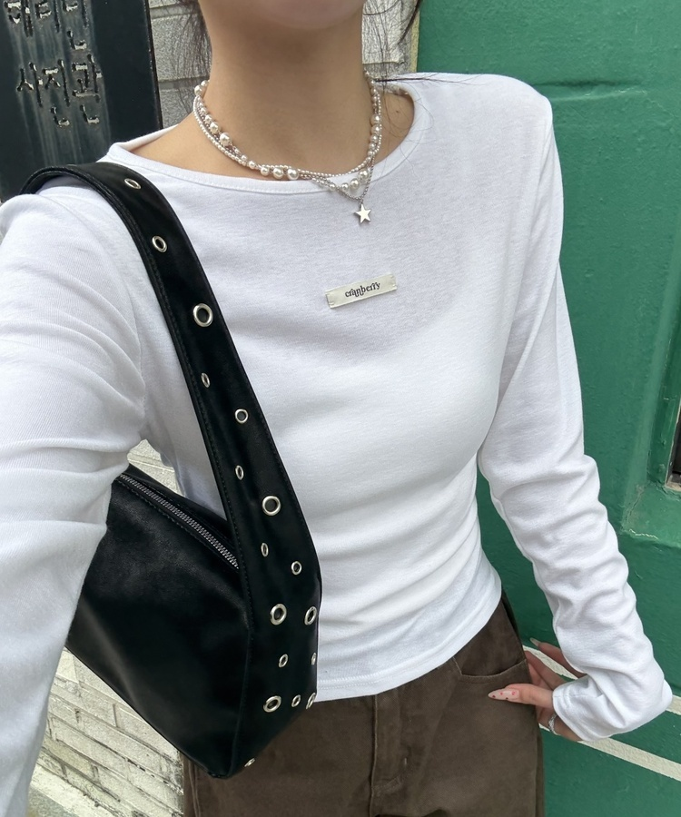 【✔기획】라운드 슬림 베이직 긴팔 티셔츠 화이트