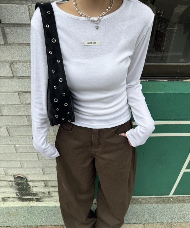 【✔기획】라운드 슬림 베이직 긴팔 티셔츠 화이트