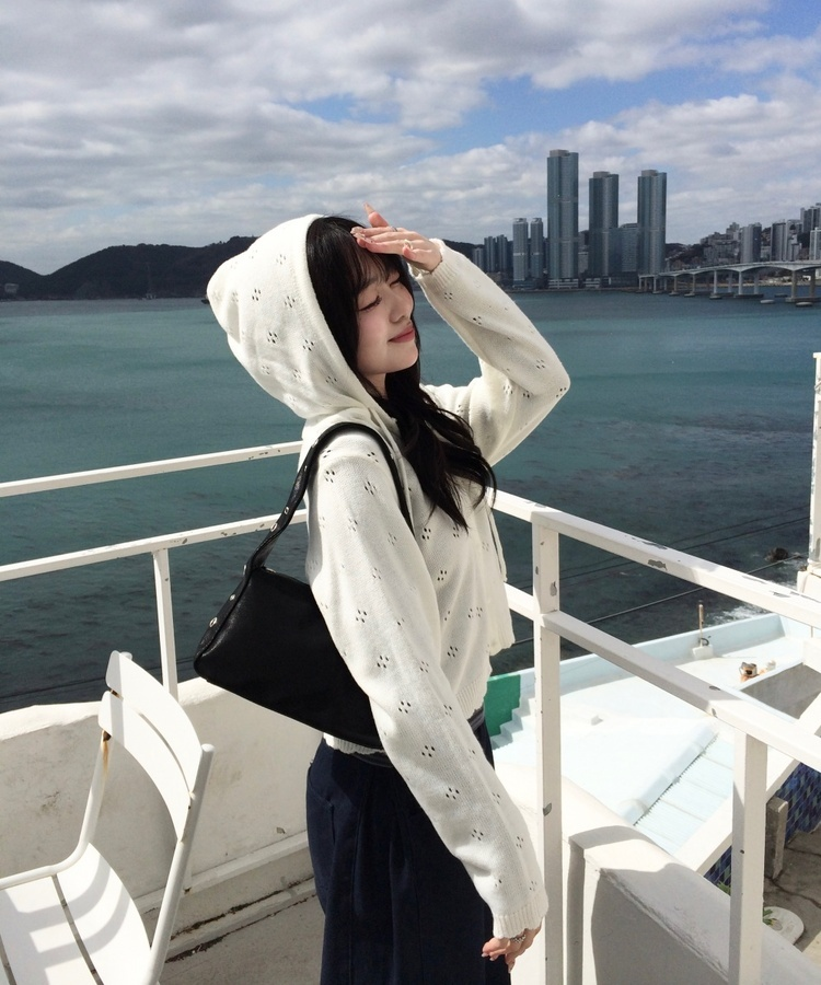 【✔기획】스카시 펀칭 후드 가디건 아이보리