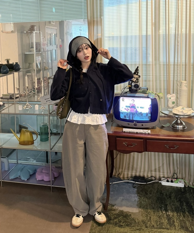 【✔기획】스카시 펀칭 후드 가디건 네이비