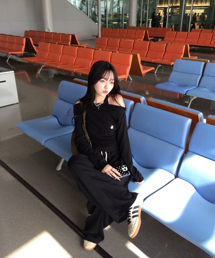 【✔기획】도트 레이어드 오프숄더 탑 블랙