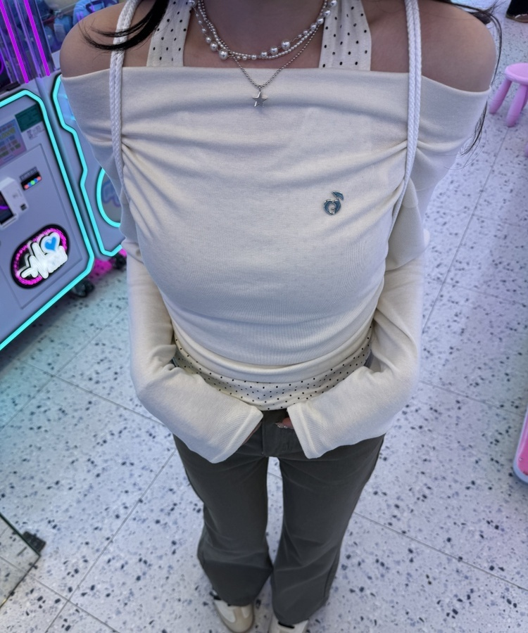 【✔기획】도트 레이어드 오프숄더 탑 크림