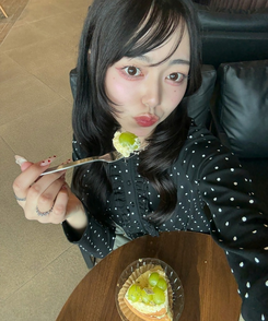 【✔企画】ドットフリルカーディガン BLACK