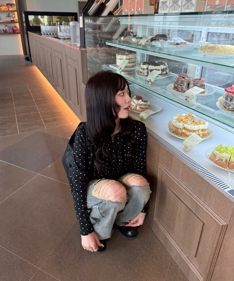 【✔기획】도트 프릴 가디건 블랙