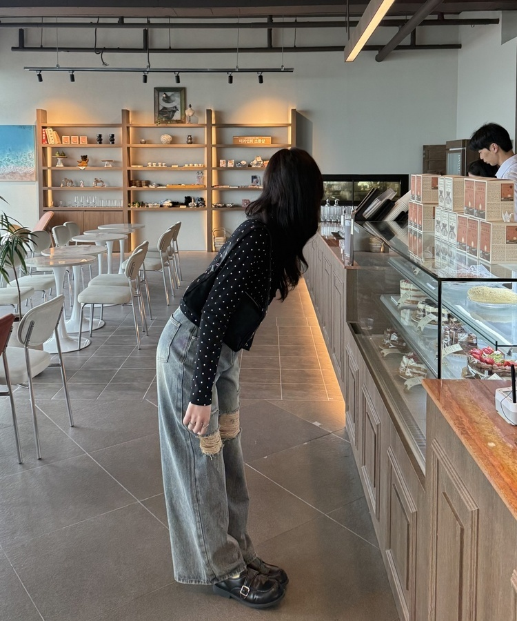 【✔기획】도트 프릴 가디건 블랙