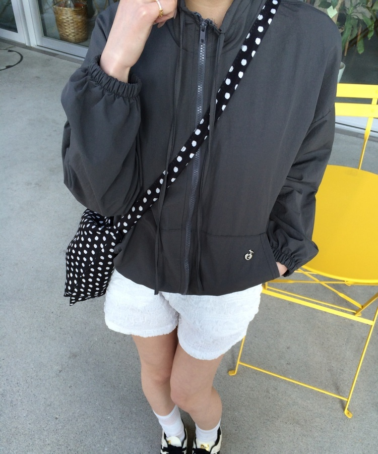 【✔기획】하이넥 리본 스트링 집업 먹색