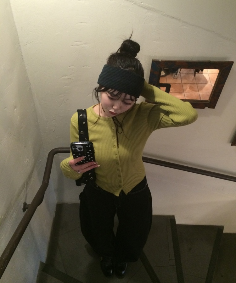 엔느 골지 라운드가디건 진올리브