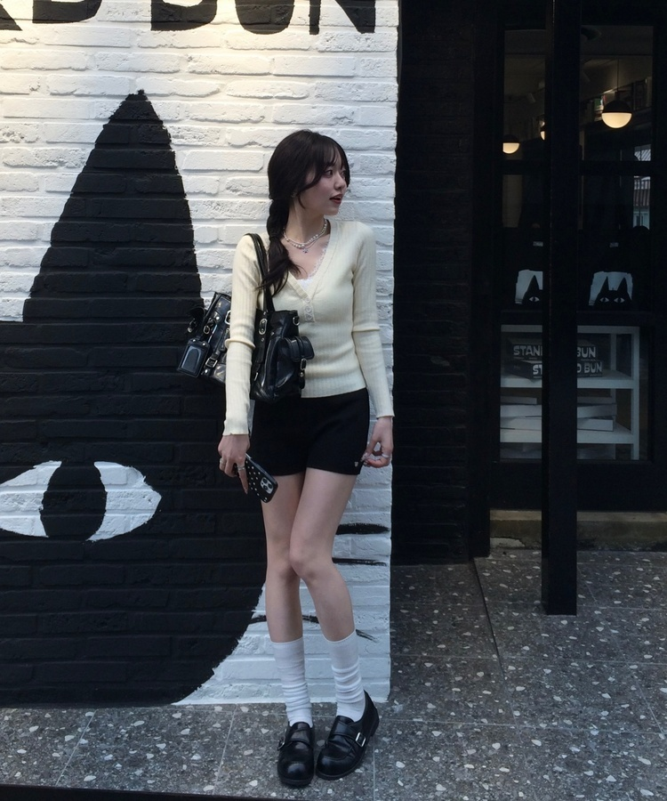 【✔기획】브로치 쇼트 니트 팬츠 블랙