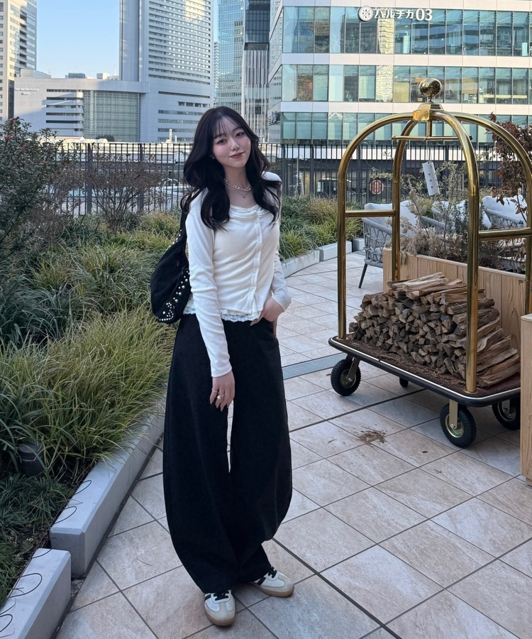 포켓 체크 포인트 와이드 팬츠 블랙