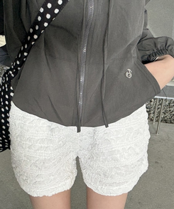 フリルショートパンツ WHITE