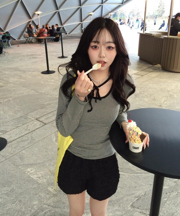 벌룬 프릴 숏팬츠 블랙