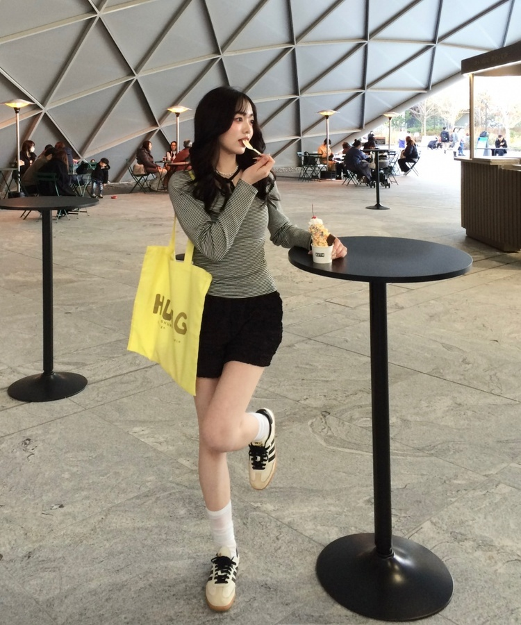 벌룬 프릴 숏팬츠 블랙