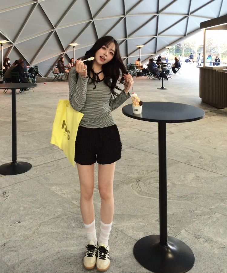 벌룬 프릴 숏팬츠 블랙