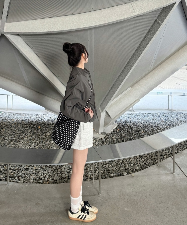 벌룬 프릴 숏팬츠 화이트